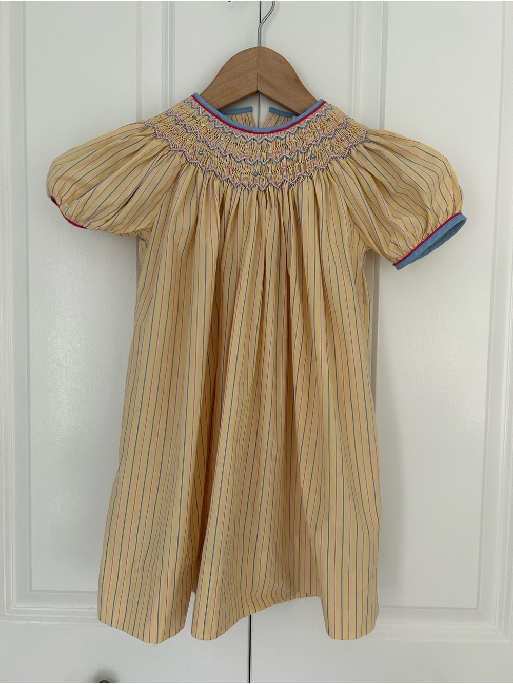 Petit Ami girls yellow striped smocked puff sleeve bishop dress 3T embroidered